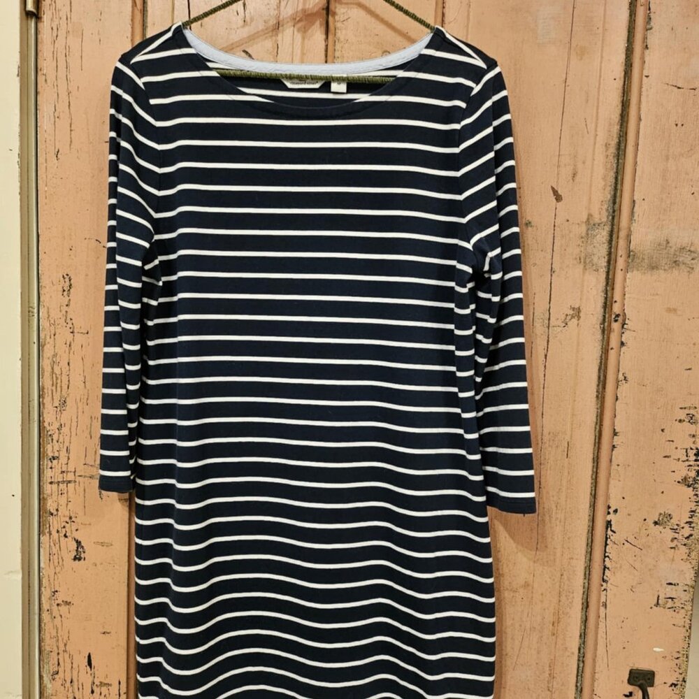 Vineyard Vines Blue & White Striped Dress - Medium